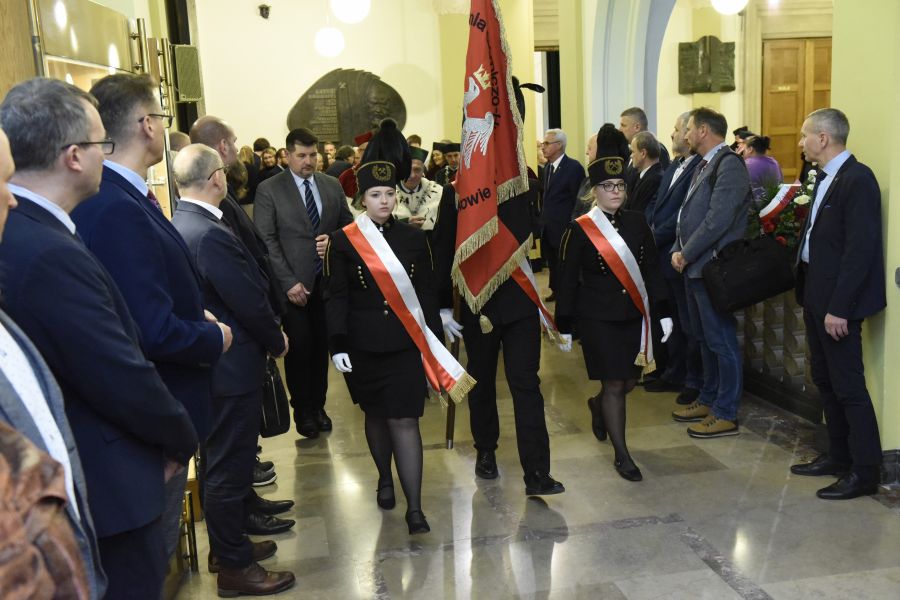 Kliknij aby zobaczyć pełny rozmiar