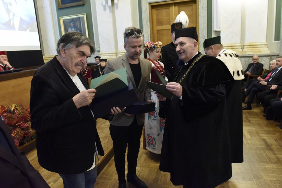 Kliknij aby zobaczyć pełny rozmiar