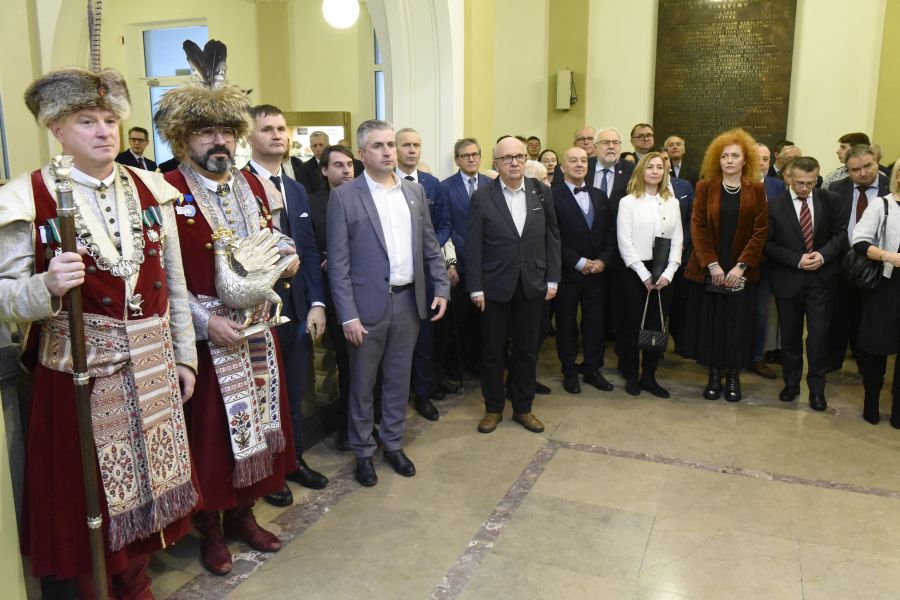 Kliknij aby zobaczyć pełny rozmiar