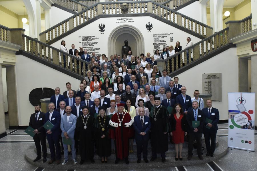 Kliknij aby zobaczyć pełny rozmiar