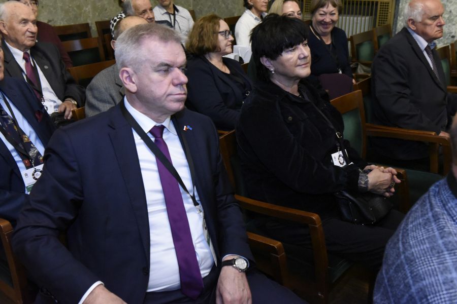 Kliknij aby zobaczyć pełny rozmiar