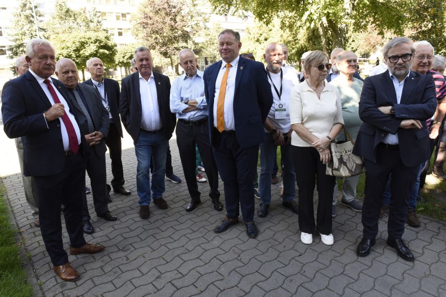 Kliknij aby zobaczyć pełny rozmiar