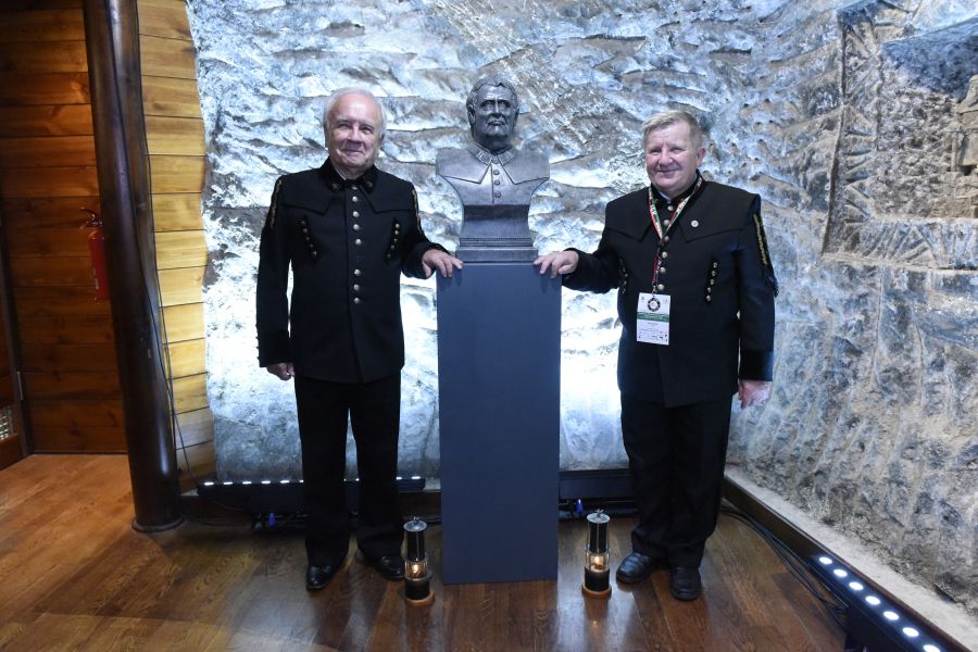 Kliknij aby zobaczyć pełny rozmiar