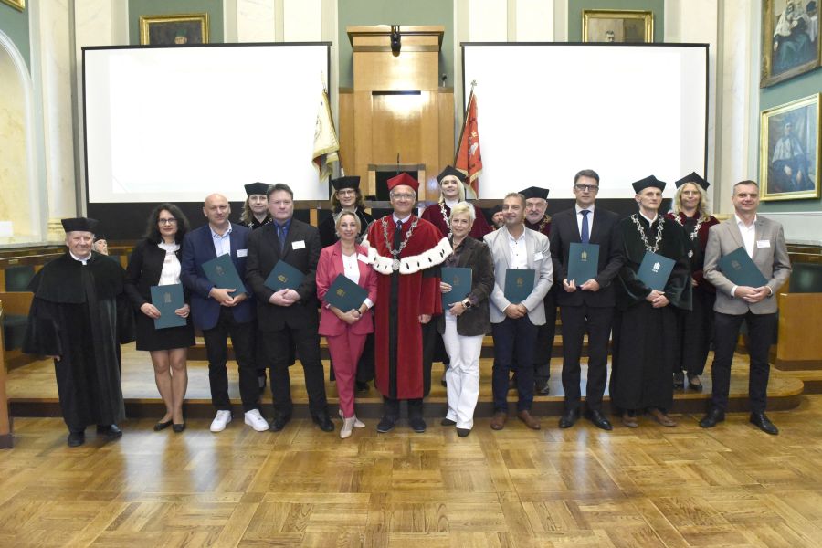 Kliknij aby zobaczyć pełny rozmiar