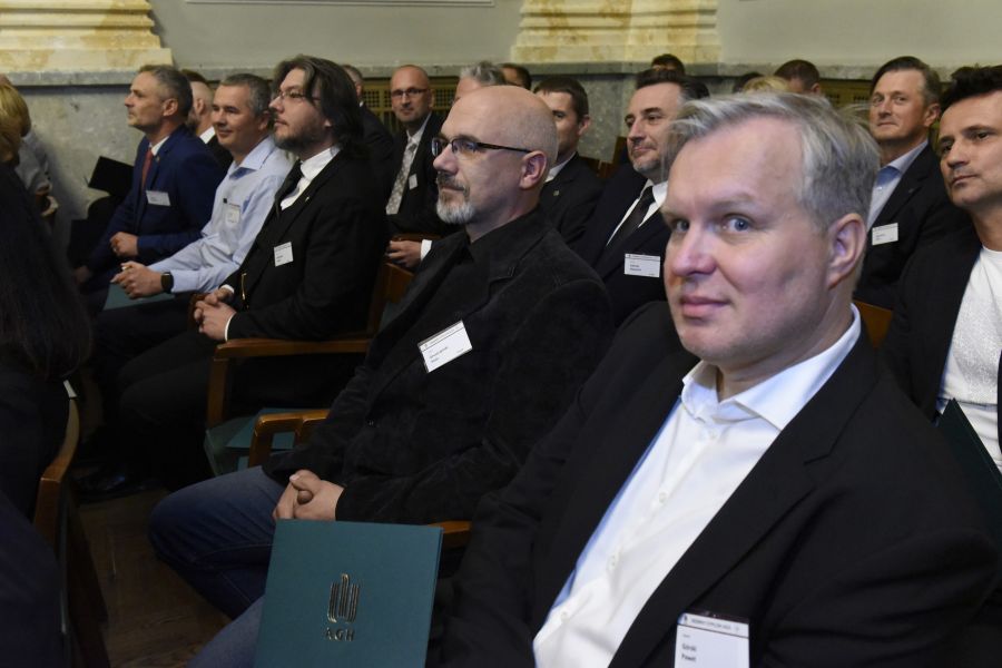 Kliknij aby zobaczyć pełny rozmiar