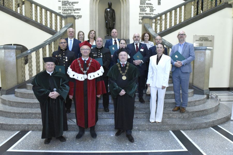 Kliknij aby zobaczyć pełny rozmiar