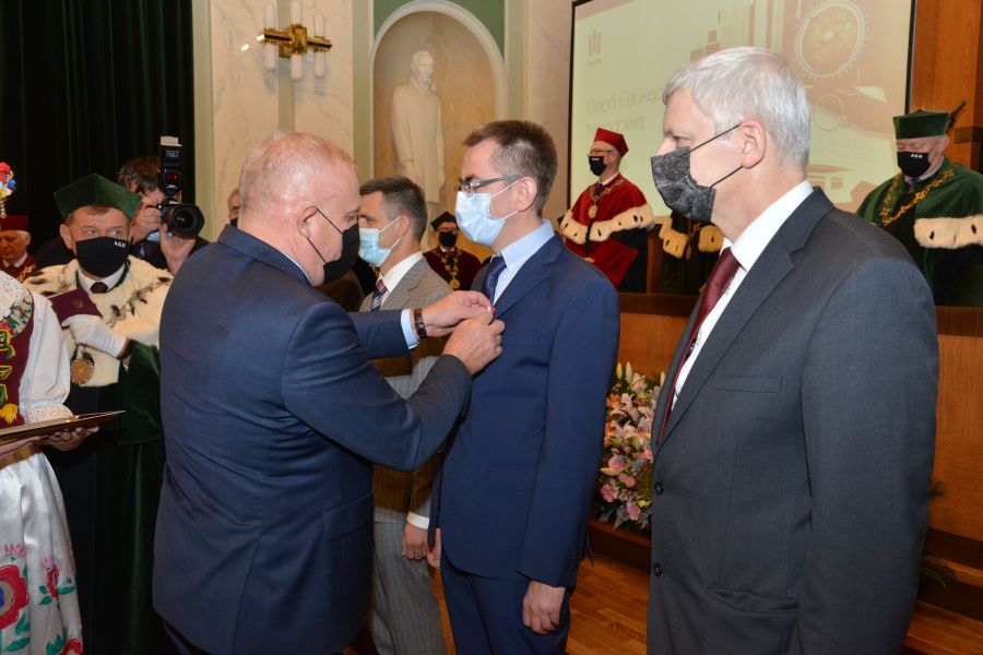 Kliknij aby zobaczyć pełny rozmiar