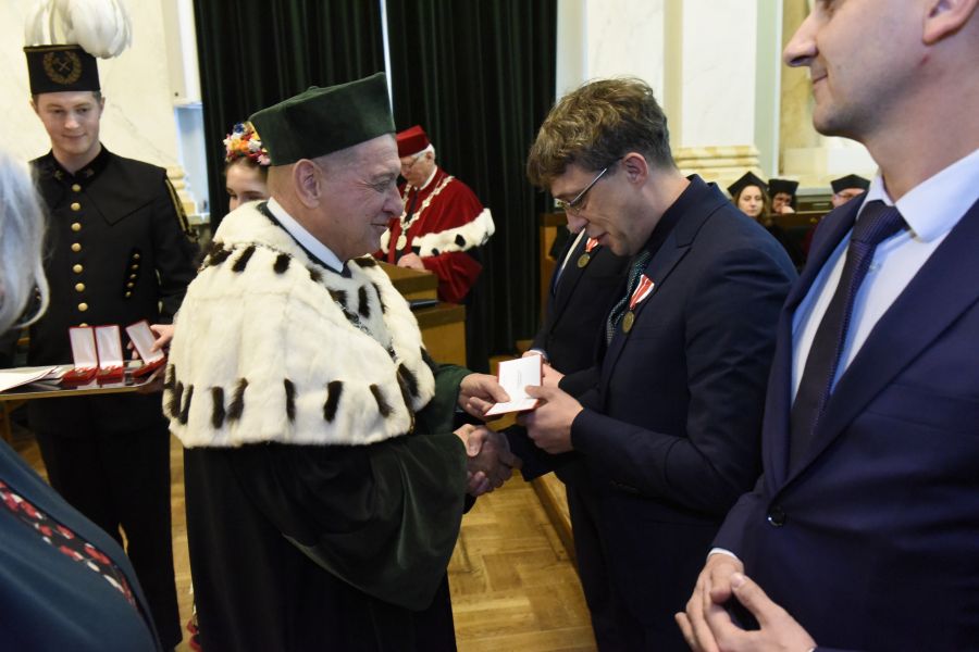 Kliknij aby zobaczyć pełny rozmiar