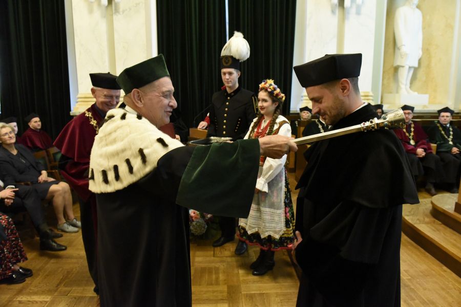 Kliknij aby zobaczyć pełny rozmiar