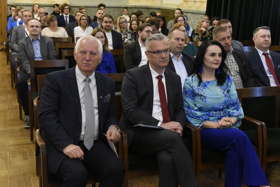 Kliknij aby zobaczyć pełny rozmiar