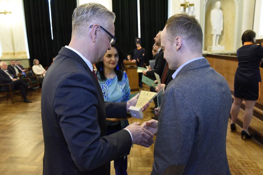 Kliknij aby zobaczyć pełny rozmiar
