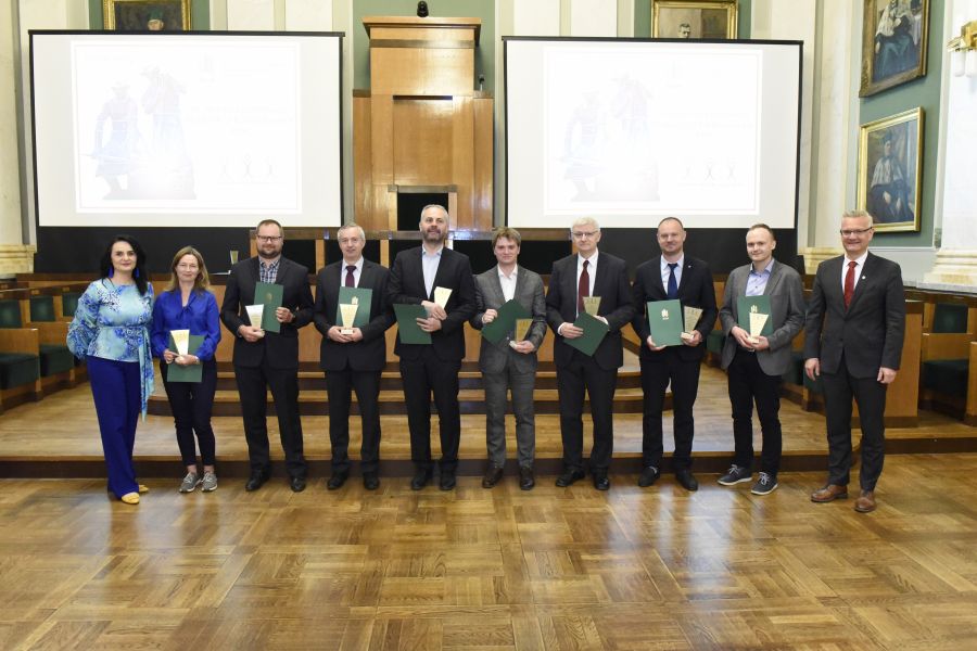 Kliknij aby zobaczyć pełny rozmiar