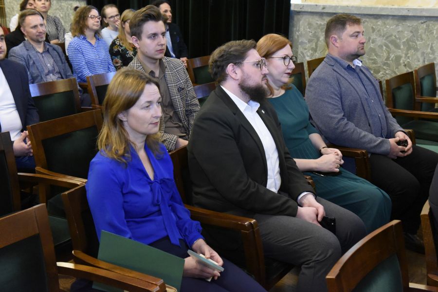 Kliknij aby zobaczyć pełny rozmiar