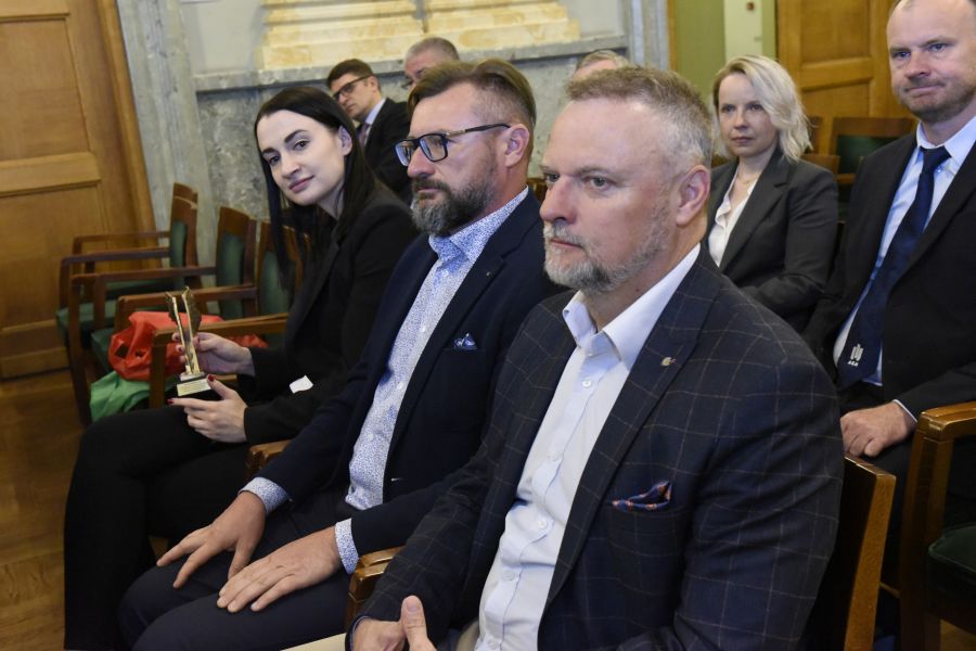 Kliknij aby zobaczyć pełny rozmiar
