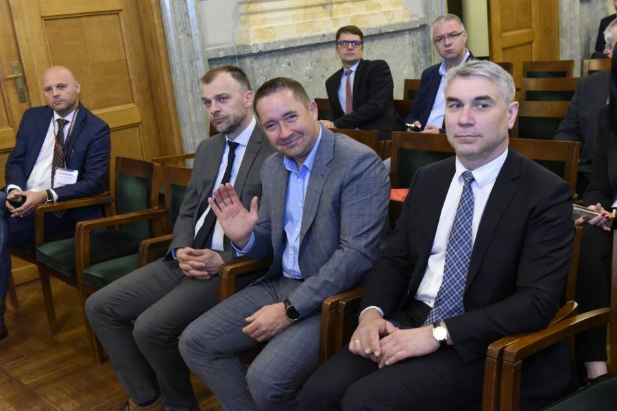 Kliknij aby zobaczyć pełny rozmiar