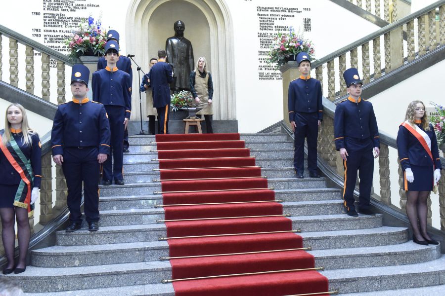 Kliknij aby zobaczyć pełny rozmiar