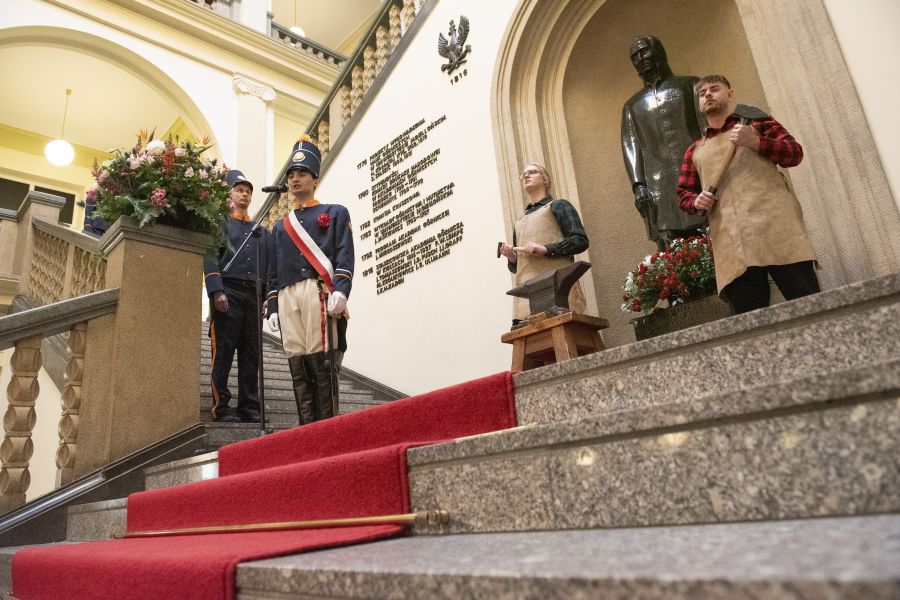 Kliknij aby zobaczyć pełny rozmiar