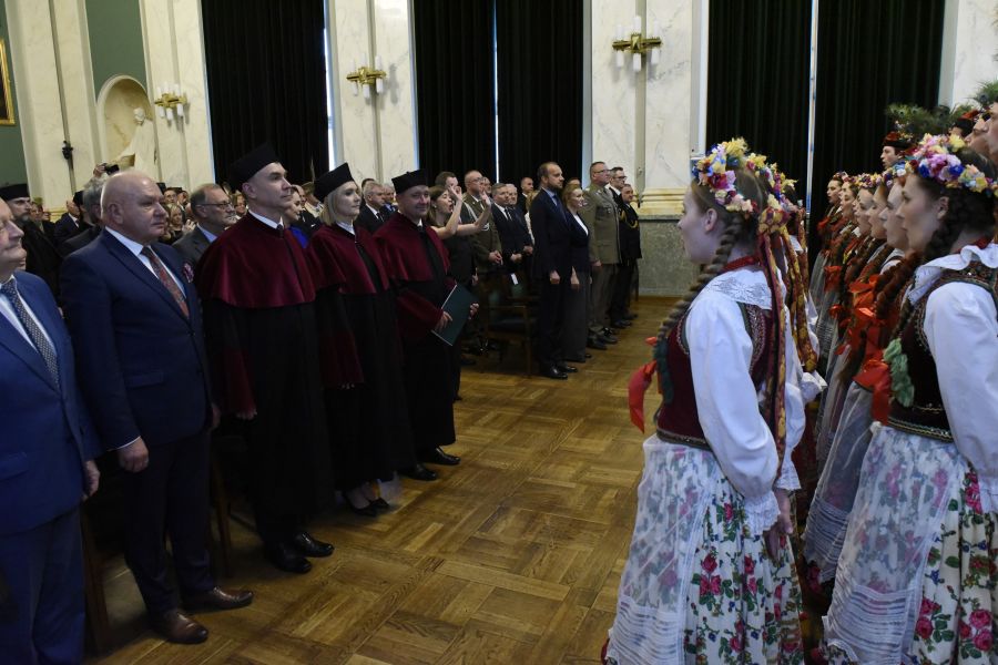 Kliknij aby zobaczyć pełny rozmiar