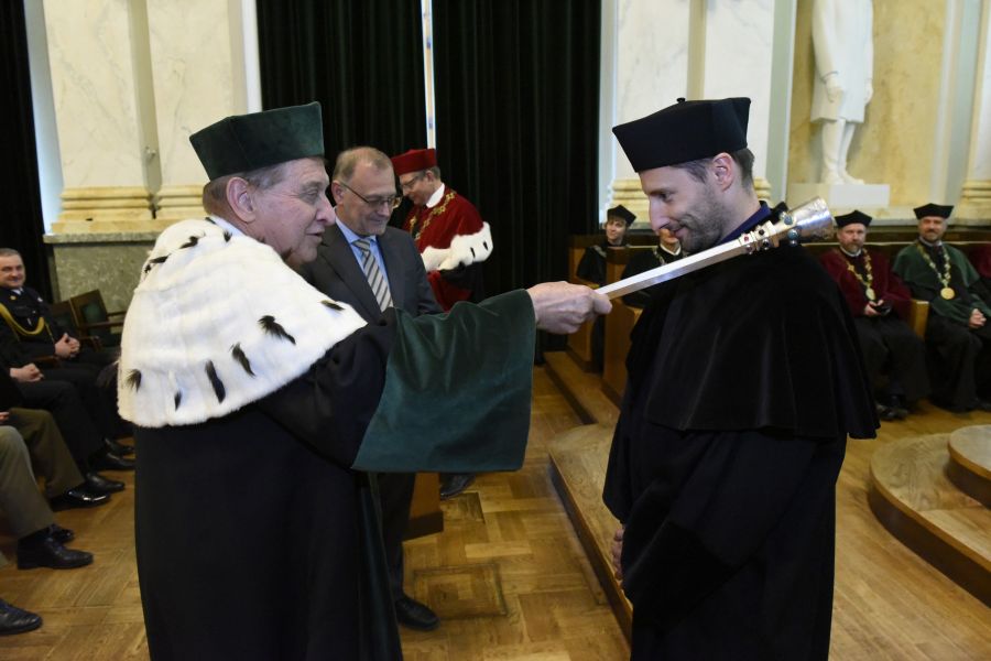 Kliknij aby zobaczyć pełny rozmiar