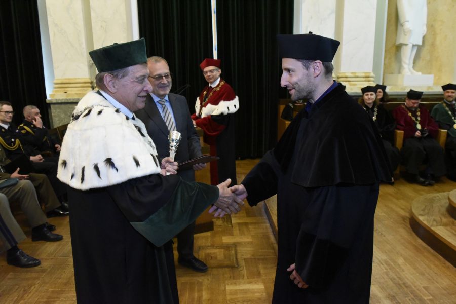 Kliknij aby zobaczyć pełny rozmiar