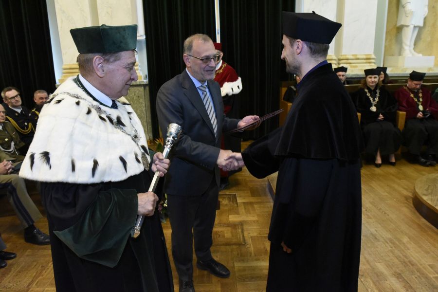 Kliknij aby zobaczyć pełny rozmiar