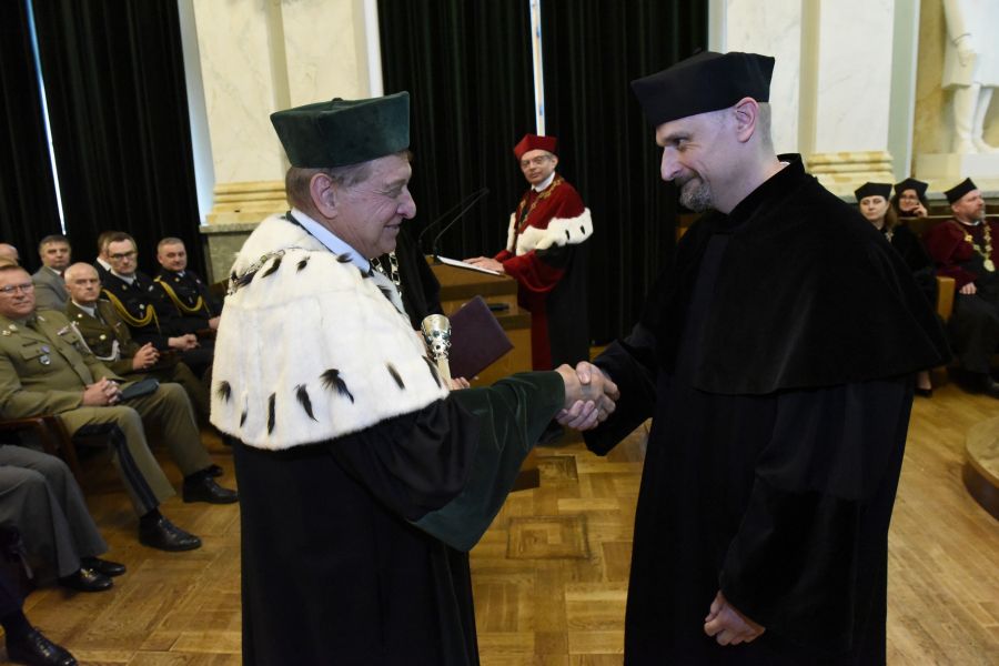 Kliknij aby zobaczyć pełny rozmiar