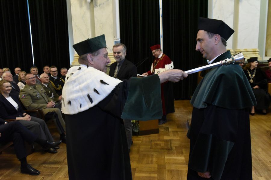 Kliknij aby zobaczyć pełny rozmiar