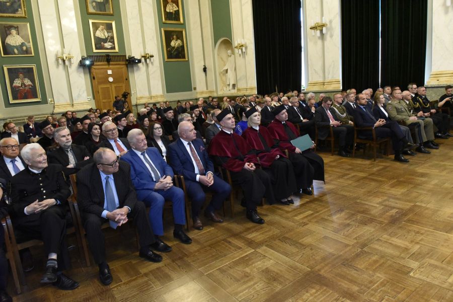 Kliknij aby zobaczyć pełny rozmiar