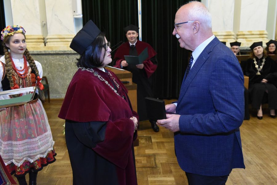 Kliknij aby zobaczyć pełny rozmiar