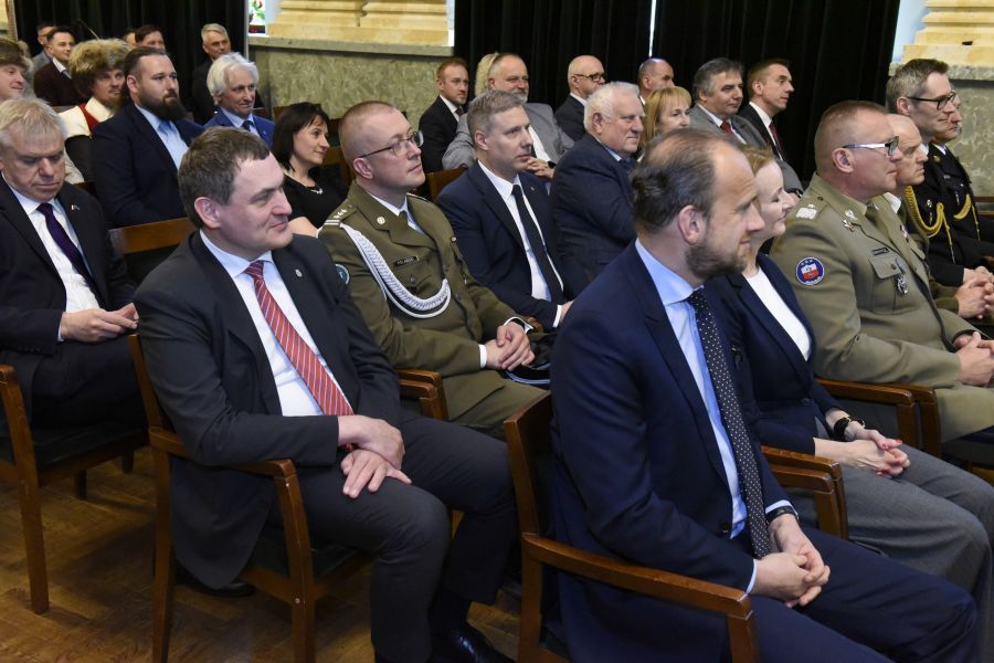 Kliknij aby zobaczyć pełny rozmiar