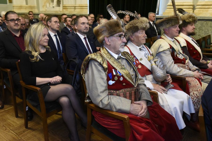 Kliknij aby zobaczyć pełny rozmiar