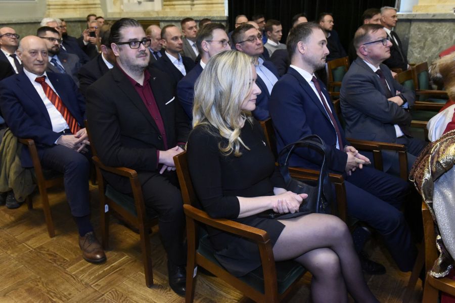 Kliknij aby zobaczyć pełny rozmiar