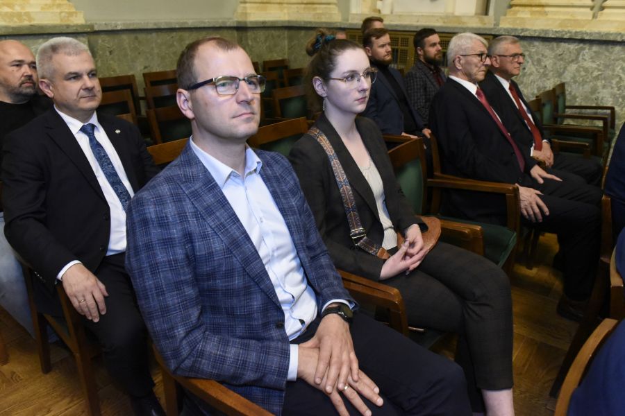 Kliknij aby zobaczyć pełny rozmiar