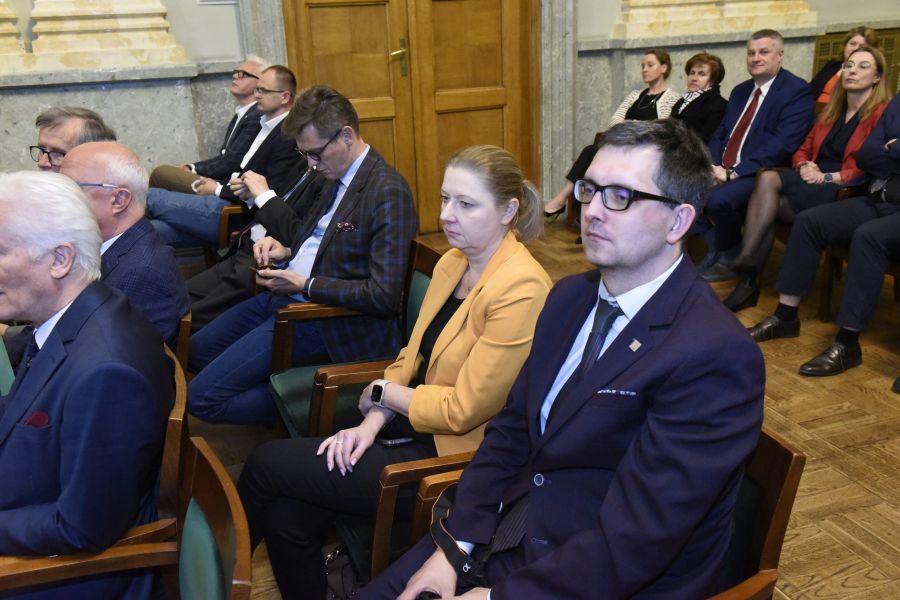 Kliknij aby zobaczyć pełny rozmiar