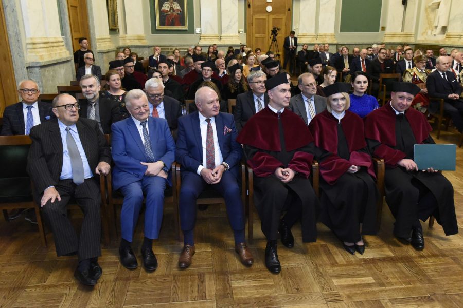 Kliknij aby zobaczyć pełny rozmiar
