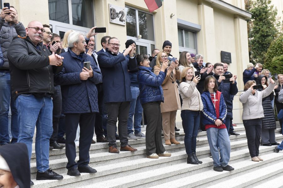 Kliknij aby zobaczyć pełny rozmiar