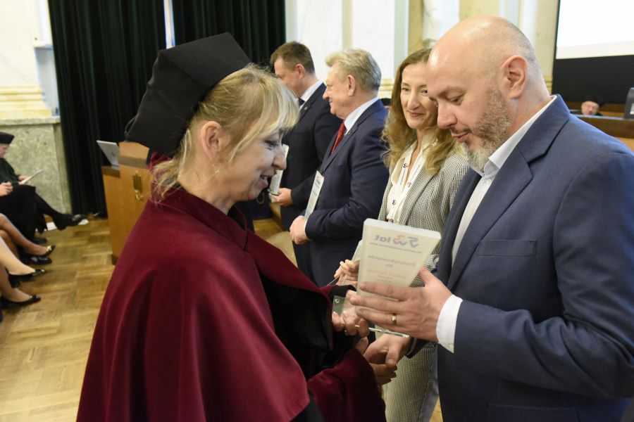 Kliknij aby zobaczyć pełny rozmiar