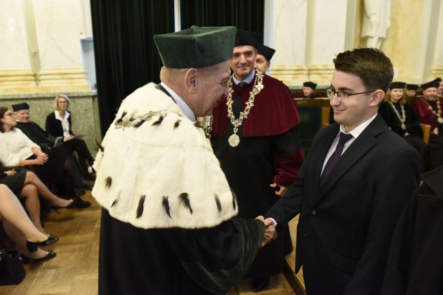 Kliknij aby zobaczyć pełny rozmiar