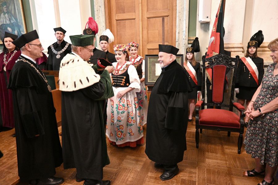 Kliknij aby zobaczyć pełny rozmiar