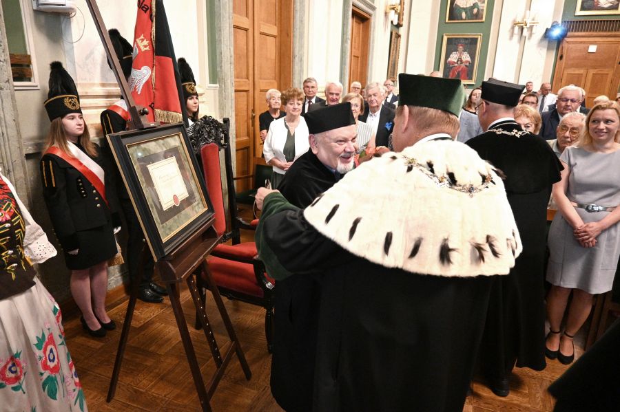 Kliknij aby zobaczyć pełny rozmiar