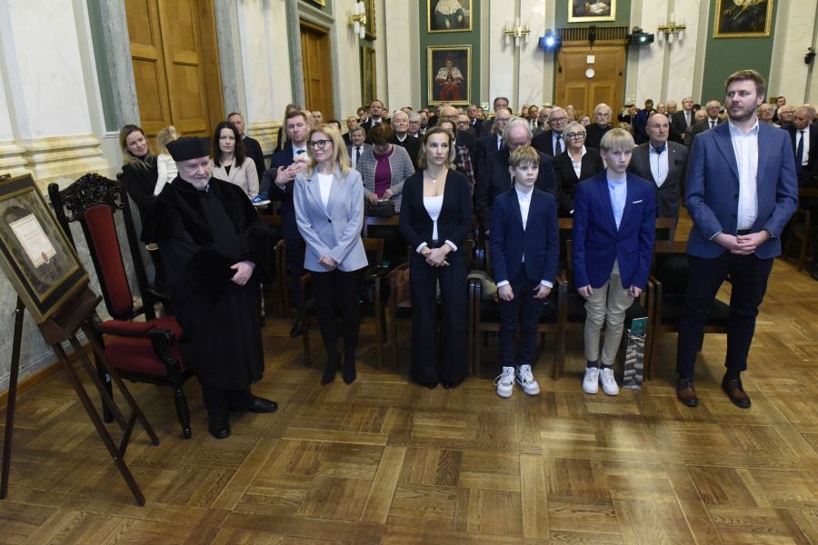 Kliknij aby zobaczyć pełny rozmiar