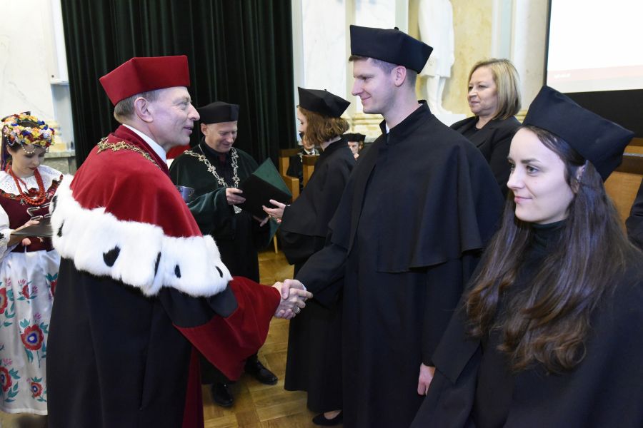 Kliknij aby zobaczyć pełny rozmiar