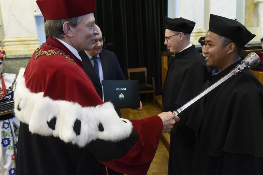 Kliknij aby zobaczyć pełny rozmiar