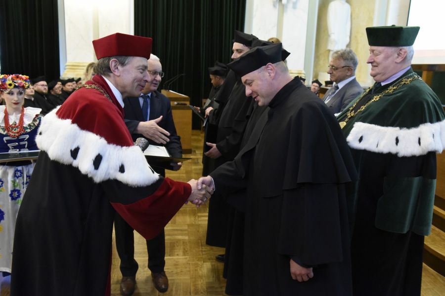 Kliknij aby zobaczyć pełny rozmiar