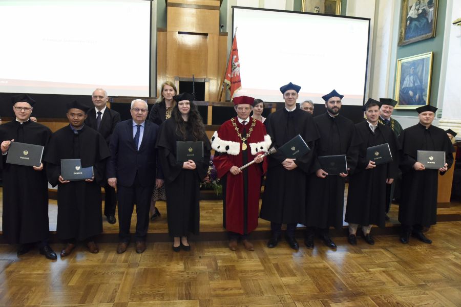 Kliknij aby zobaczyć pełny rozmiar