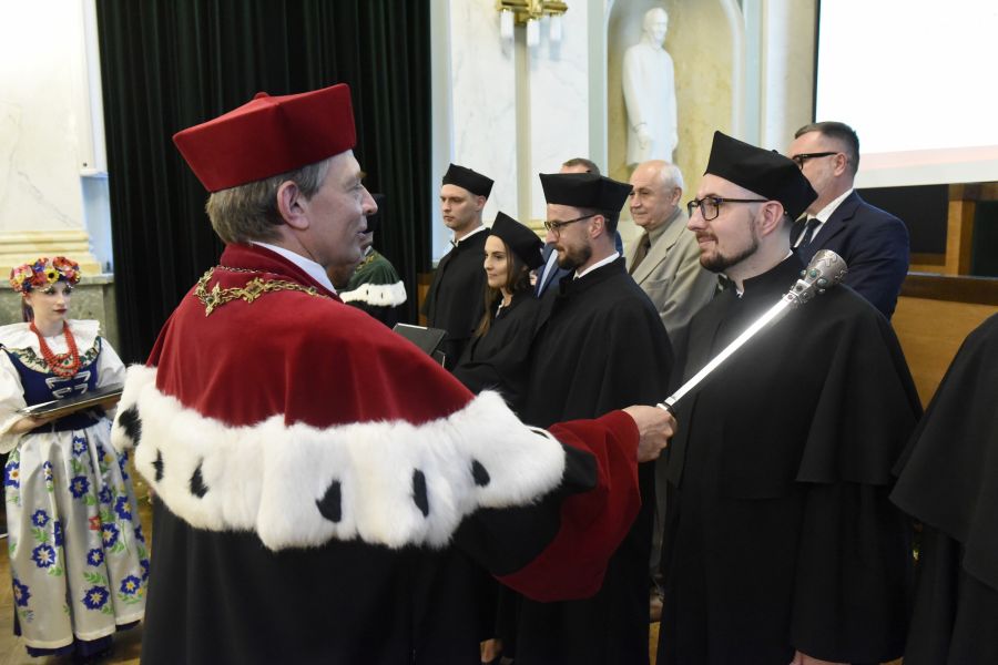 Kliknij aby zobaczyć pełny rozmiar