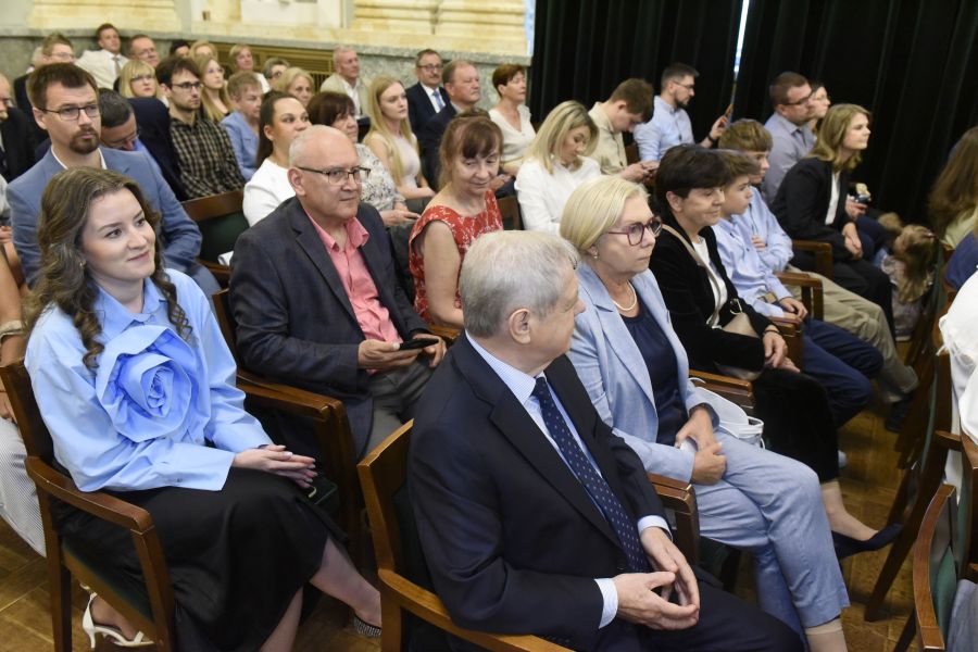 Kliknij aby zobaczyć pełny rozmiar