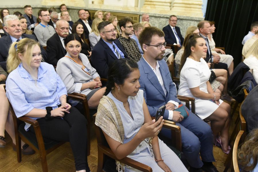 Kliknij aby zobaczyć pełny rozmiar