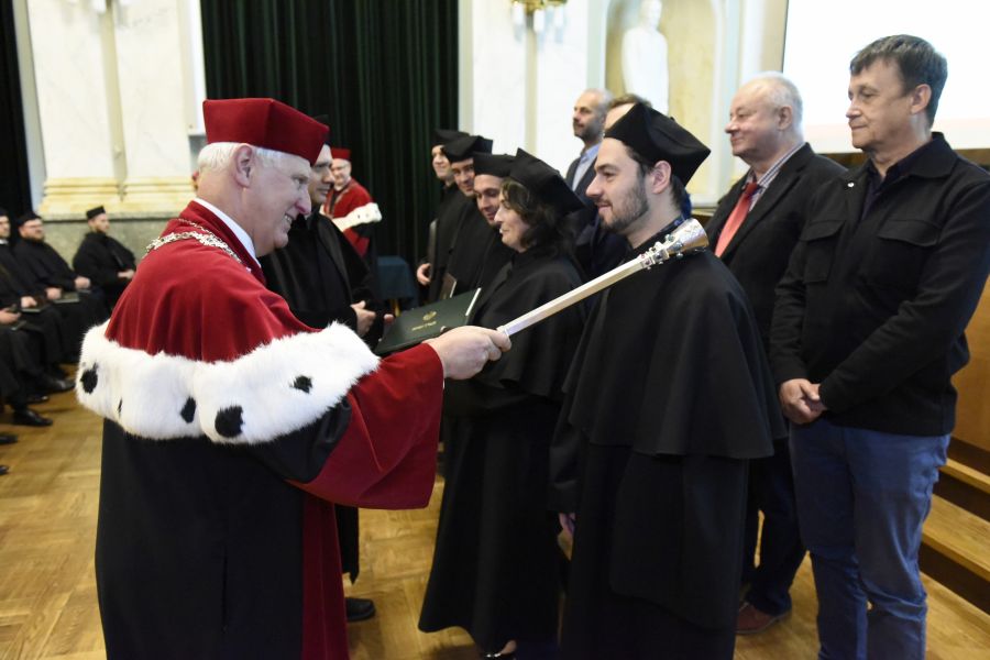 Kliknij aby zobaczyć pełny rozmiar