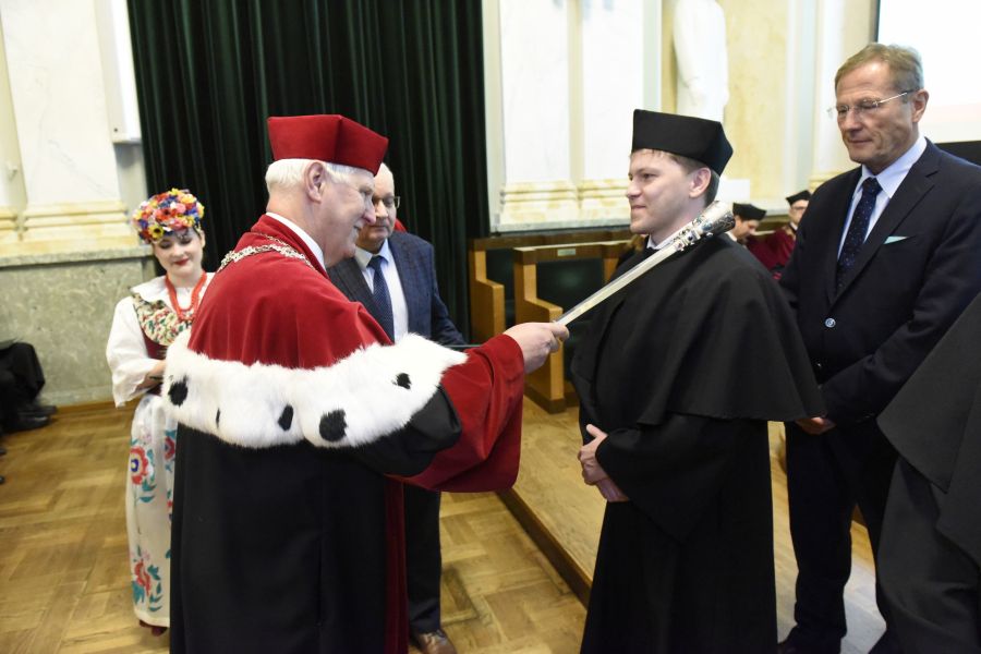 Kliknij aby zobaczyć pełny rozmiar